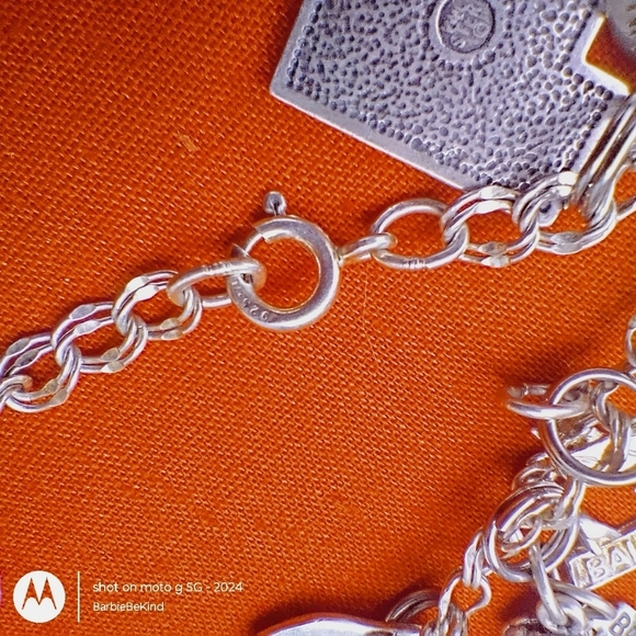 Vtg. One of a Kind Sterling Silver Charm Bracelet 19 Sterling Silver Charms 7.5" - Picture 14 of 15